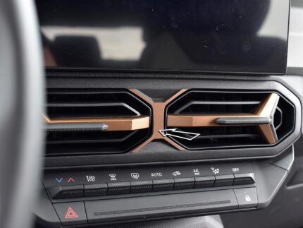 Capac din oțel pentru Dacia Duster III 3 (P1310) 2024+ | Duze centrale decorative - Stil cupru-maro | 1 bucată accesorii tuning Essential Expression Journey Extreme Duster