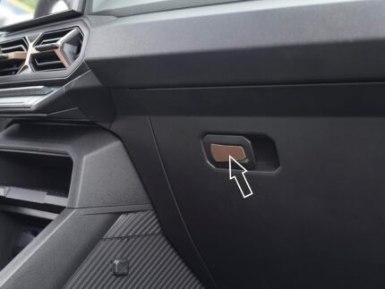 Husă din oțel pentru Dacia Duster III 3 (P1310) 2024+ | Decorațiune mâner - Stil cupru-maro | 1 piesă accesorii tuning Essential Expression Journey Extreme Duster