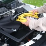 Carcasa frontală rati Frunk este compatibilă cu Dacia Spring 2021-2024 / Spring 2024- | Spațiu de depozitare frontal extins. Perfectă pentru cabluri de încărcare și accesorii. Potrivire excelentă, asamblare ușoară, calitate superioară.